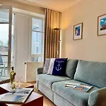 Apartment 608, Seepark *
