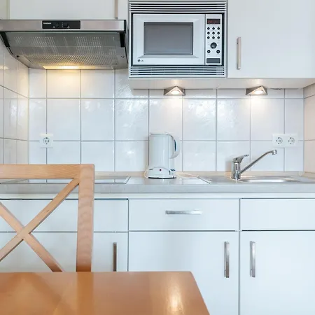 608, Seepark Apartment